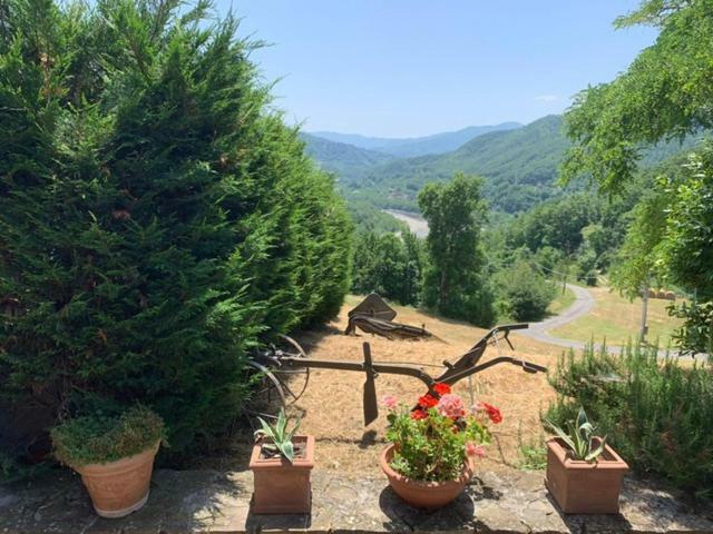 Borgo Scorza Villa Pietramogolana Kültér fotó
